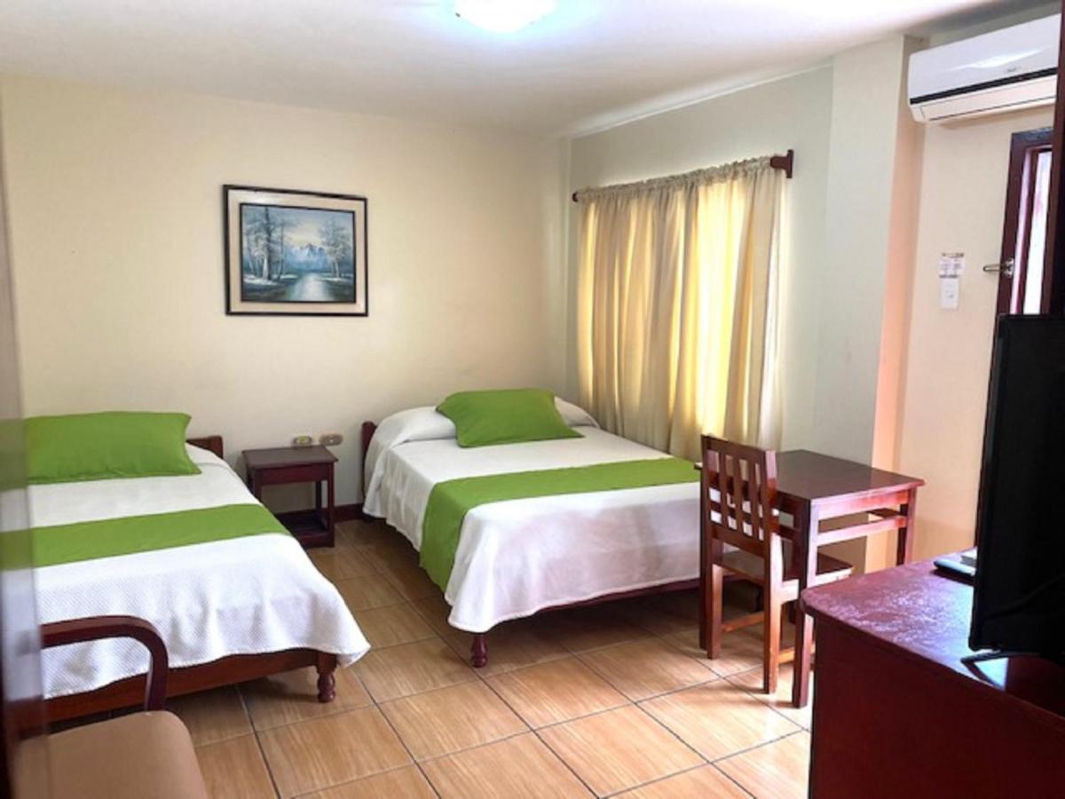 Hotel D'Mario Lago Agrio Dış mekan fotoğraf