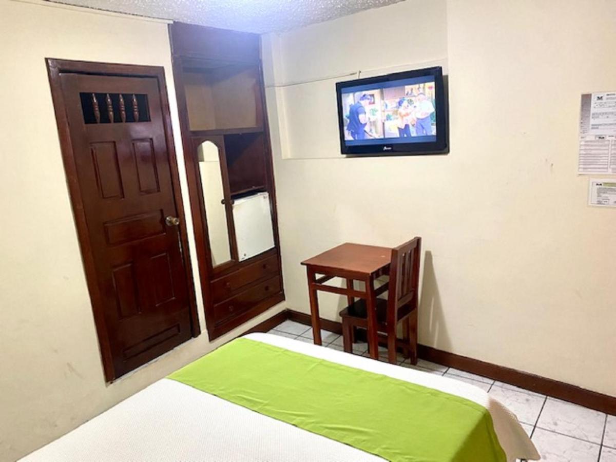 Hotel D'Mario Lago Agrio Dış mekan fotoğraf