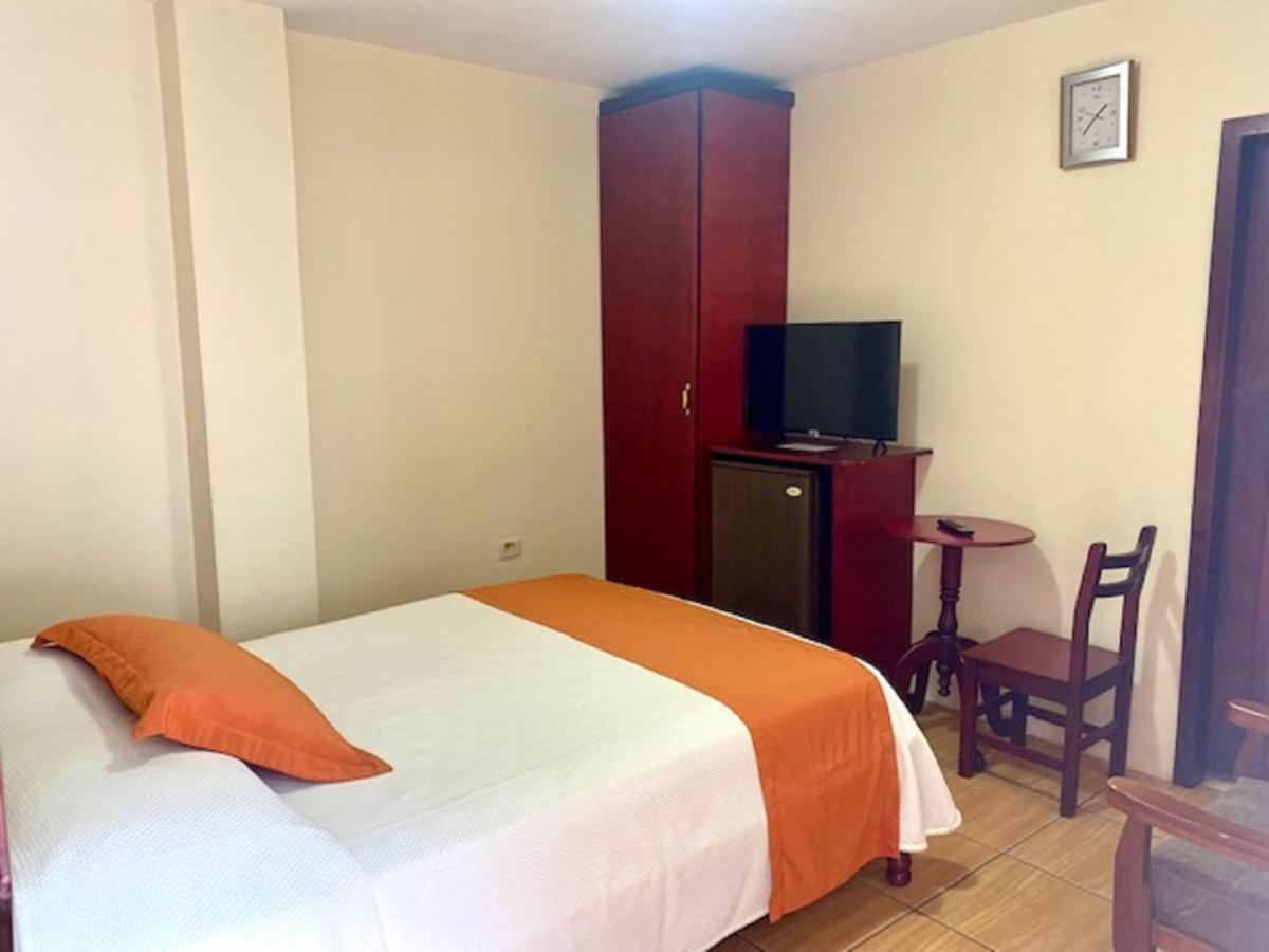 Hotel D'Mario Lago Agrio Dış mekan fotoğraf
