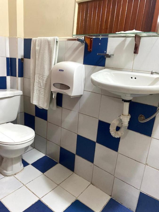 Hotel D'Mario Lago Agrio Dış mekan fotoğraf