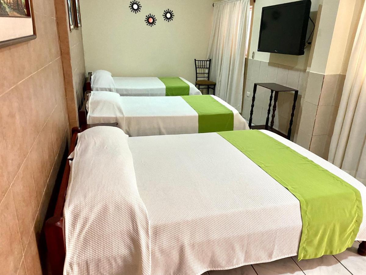 Hotel D'Mario Lago Agrio Dış mekan fotoğraf
